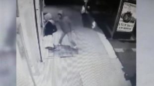 Batman’da kapkaç anı güvenlik kamerasında